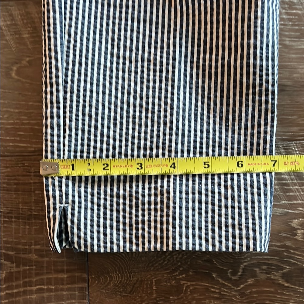 Ann Taylor Seersucker Pinstripe Capris - Picture 4 of 8